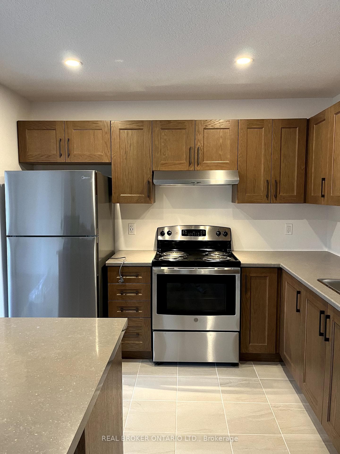 119 Mullin Street photo 5