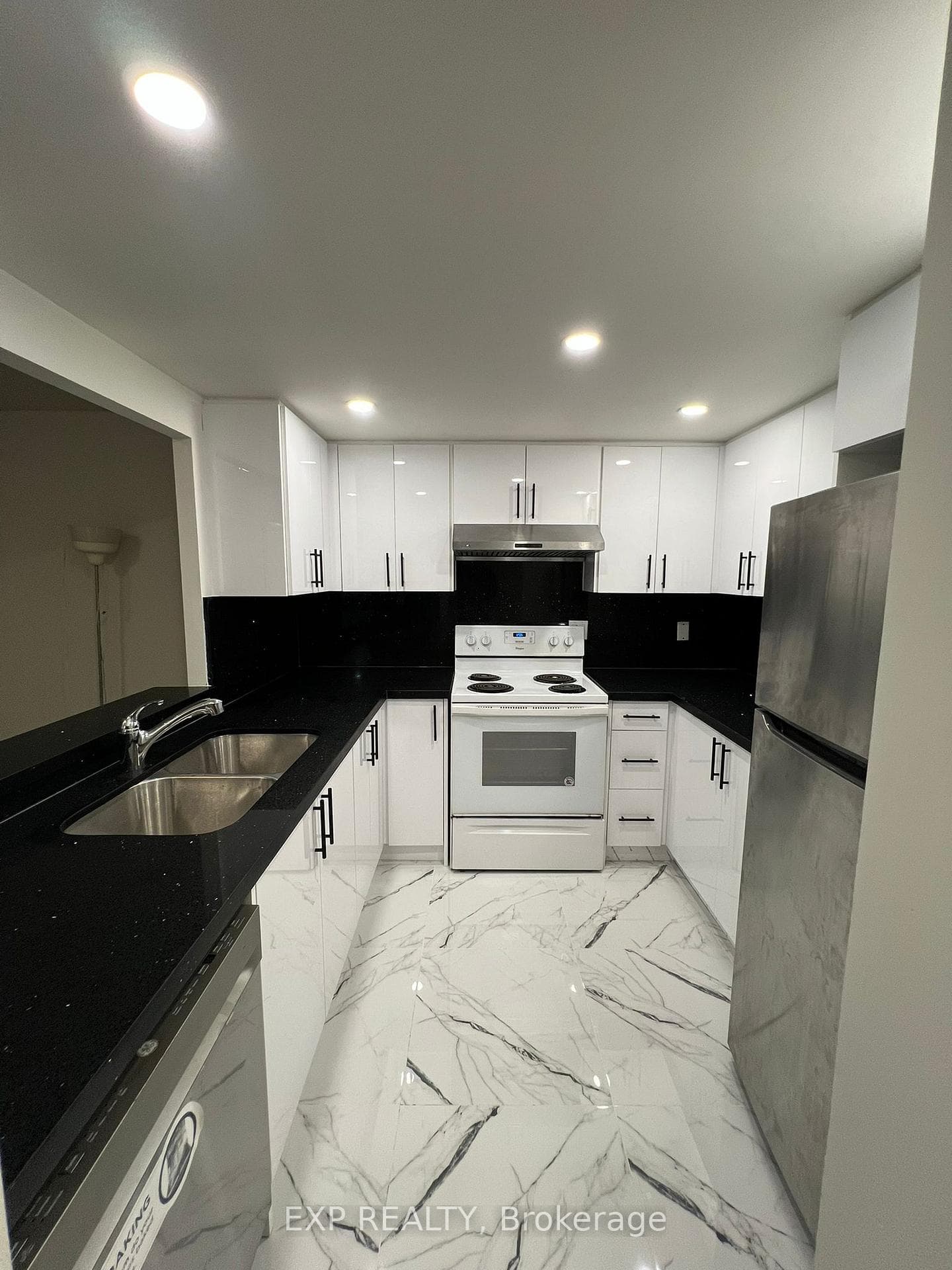 3 Greystone Walk Drive Unit 733 photo 28