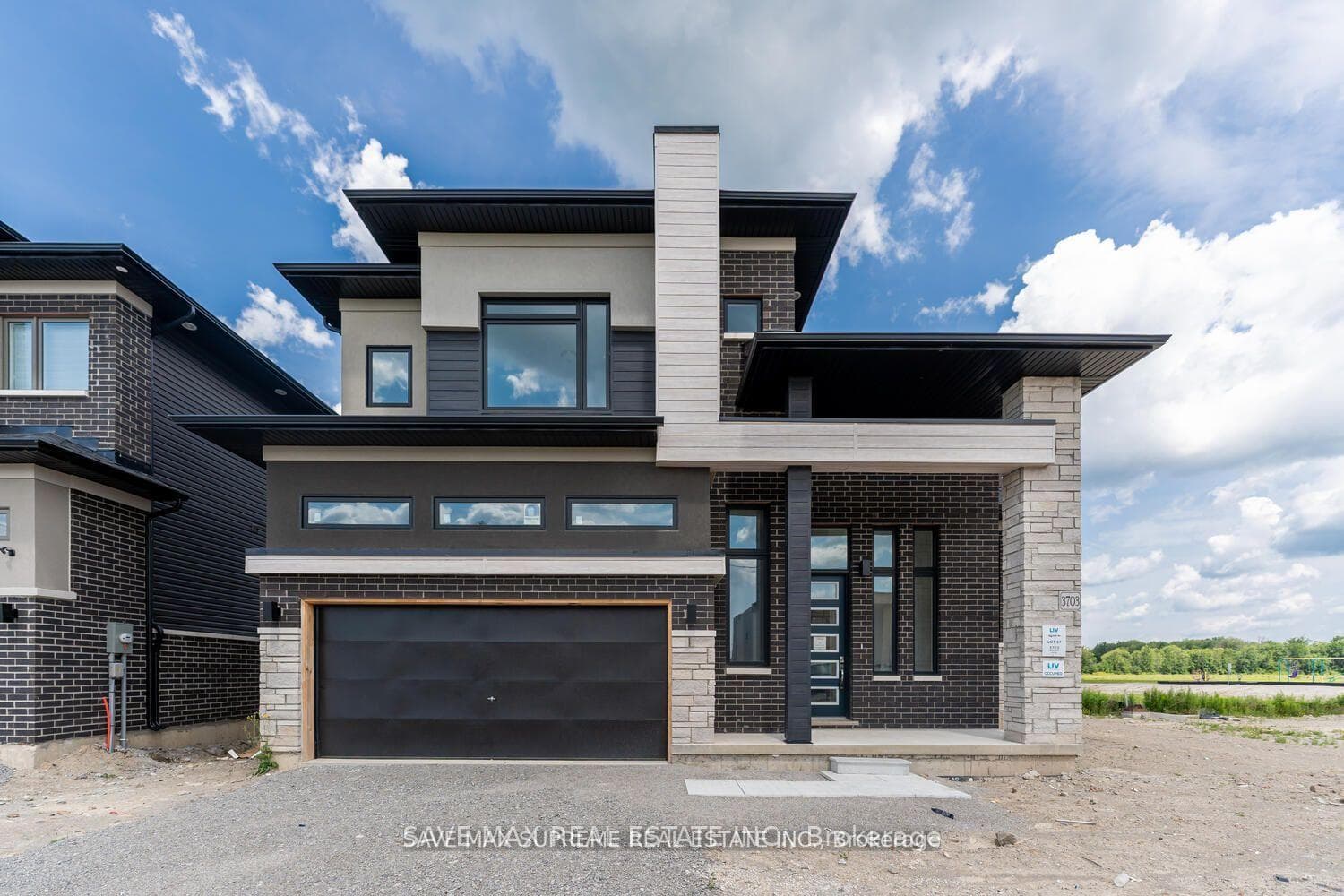 3703 Quayside Drive photo 2