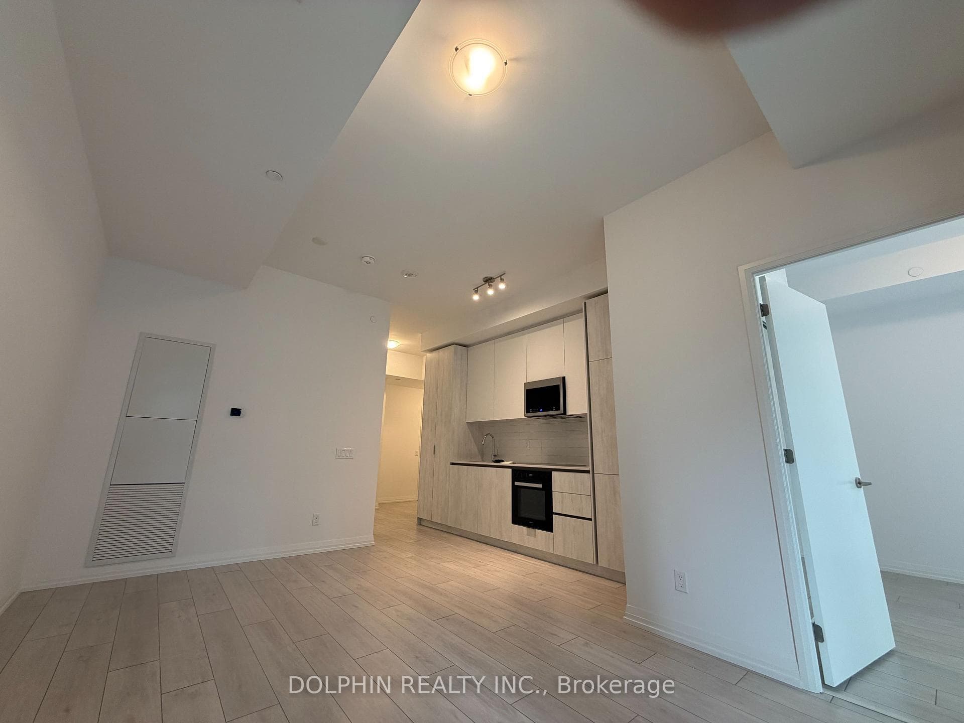 400 King Street Unit 722 photo 10