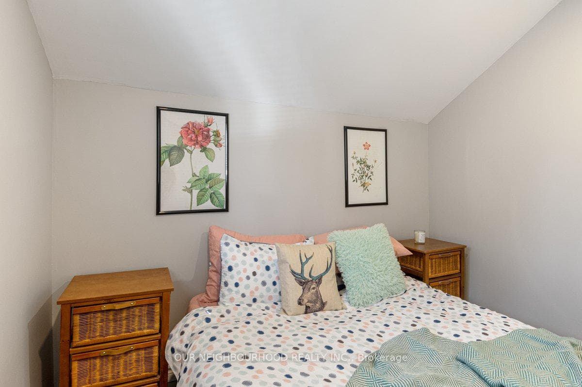 205 Elgin Street photo 17