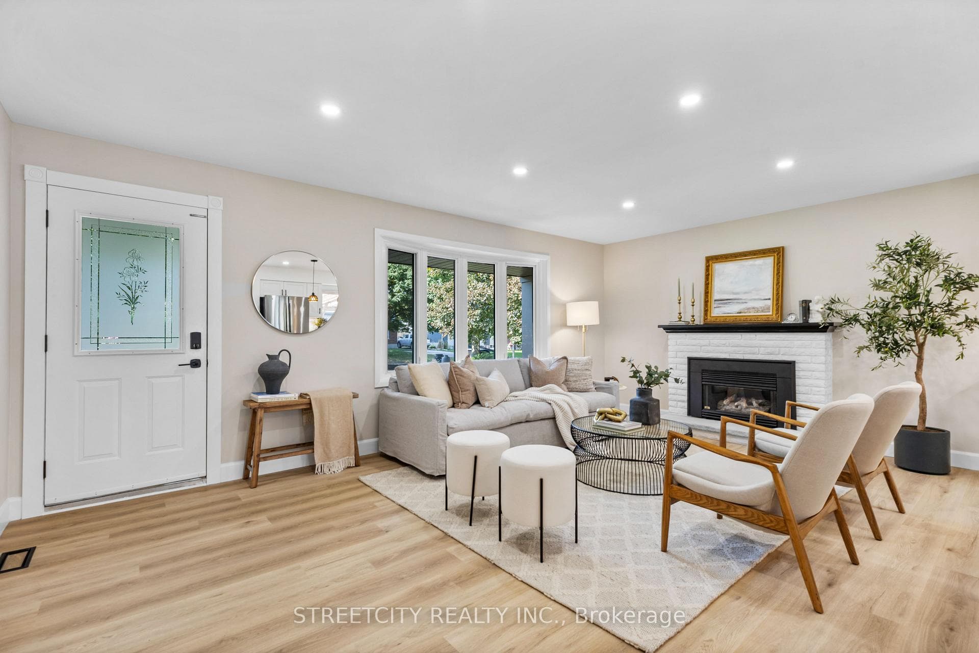 77 Langton Road photo 5