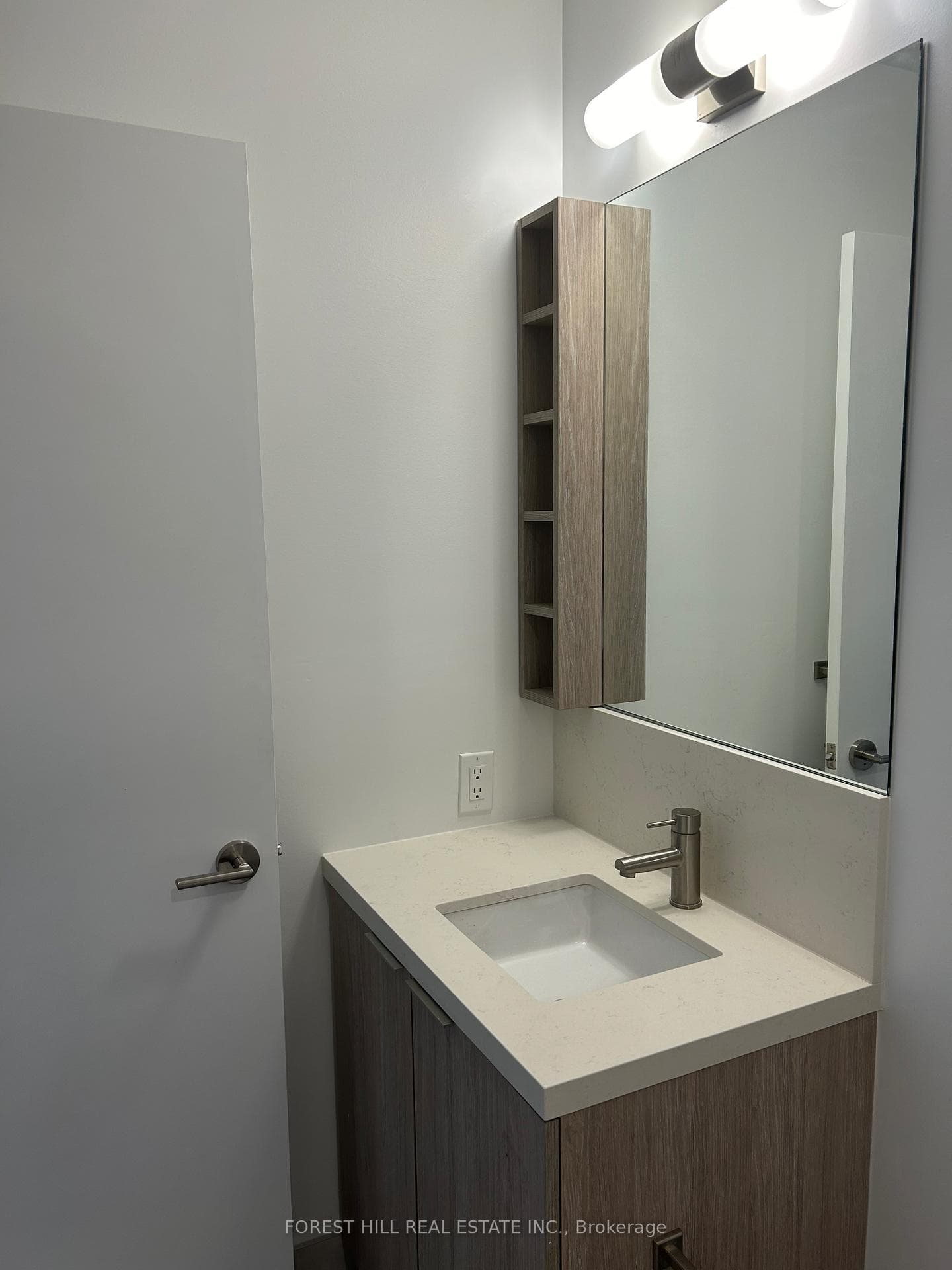 2020 Bathurst Street Unit PH17 photo 18