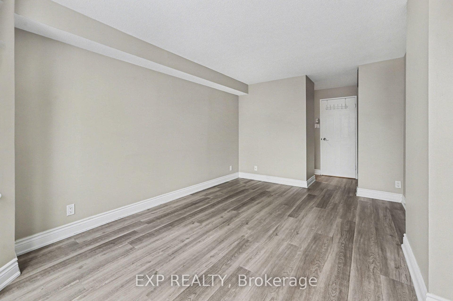 80 Sandcastle Drive Unit 404 photo 11
