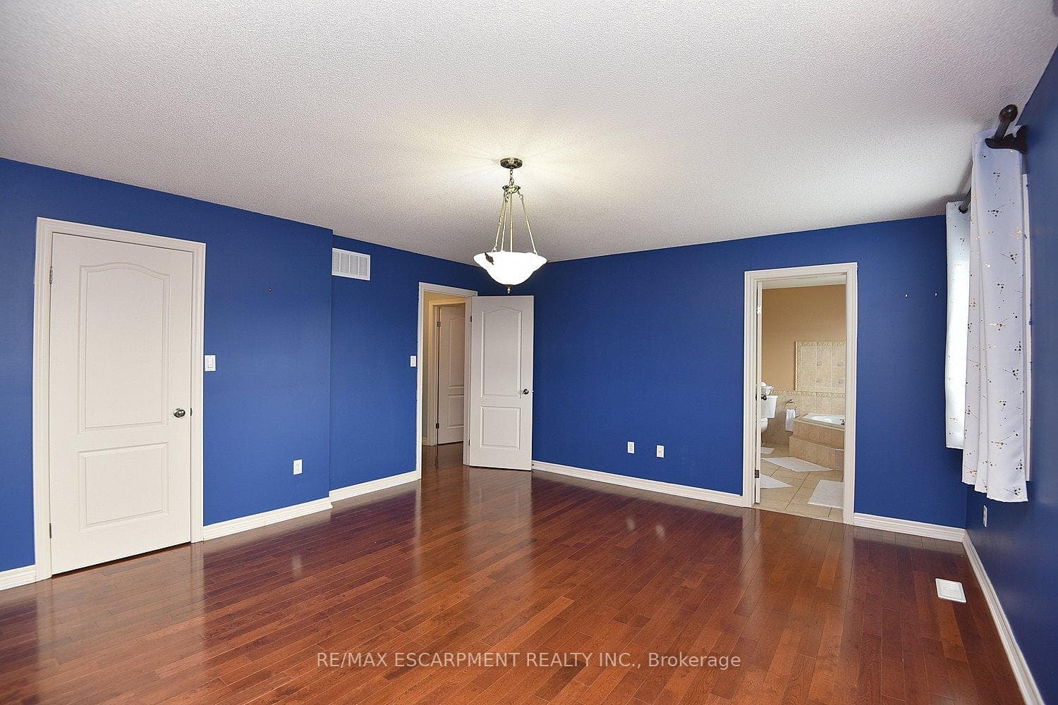 98 Kendrick Court photo 16