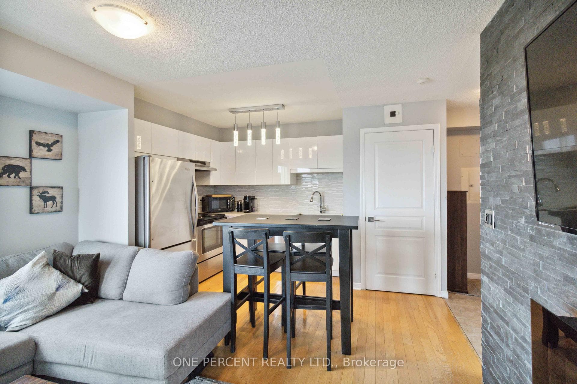 2545 Erin Centre Boulevard Unit 804 photo 12