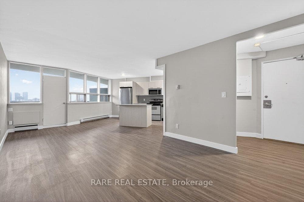 4340 Bloor Street Unit 602 photo 3