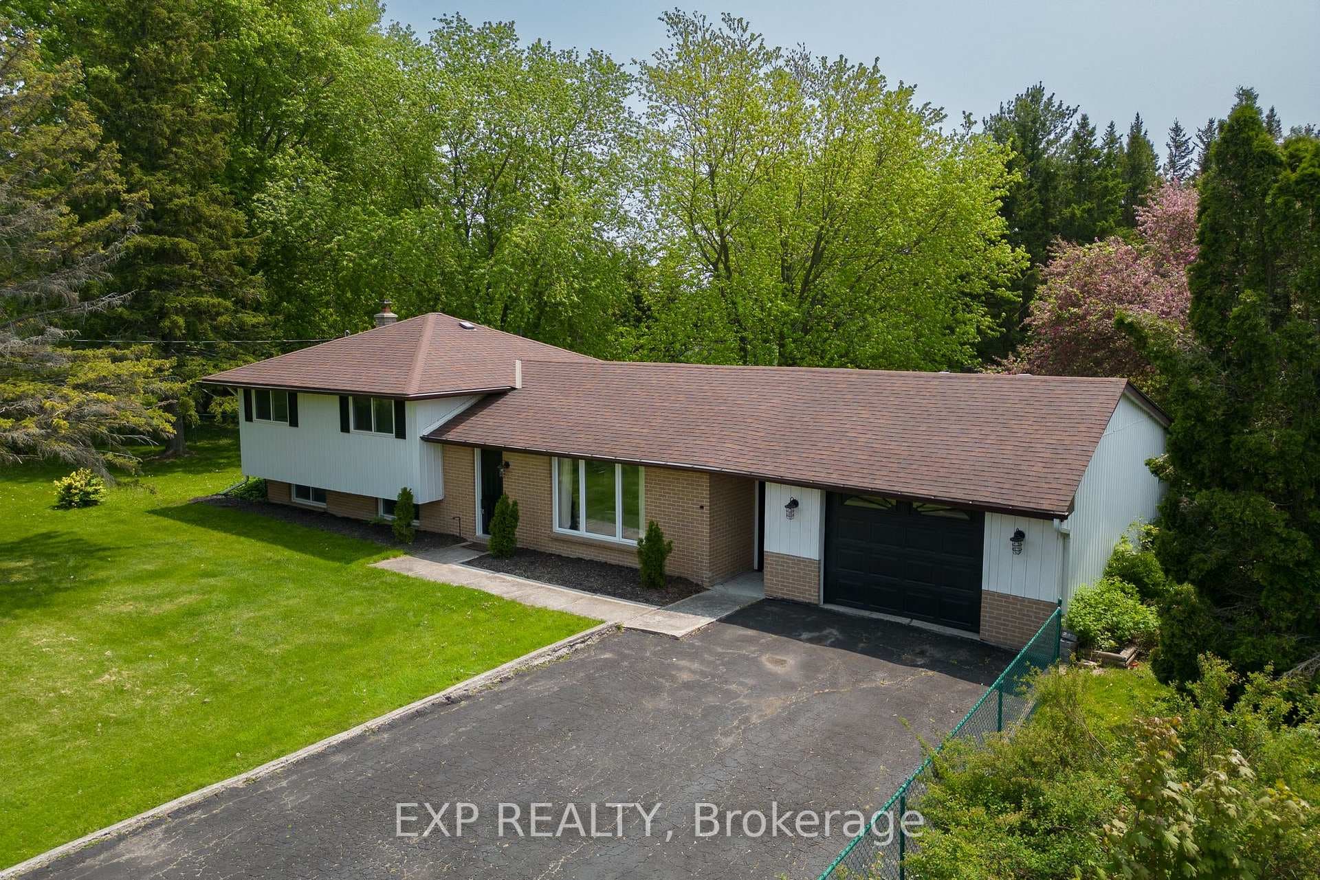 13481 Loyalist Parkway photo 3