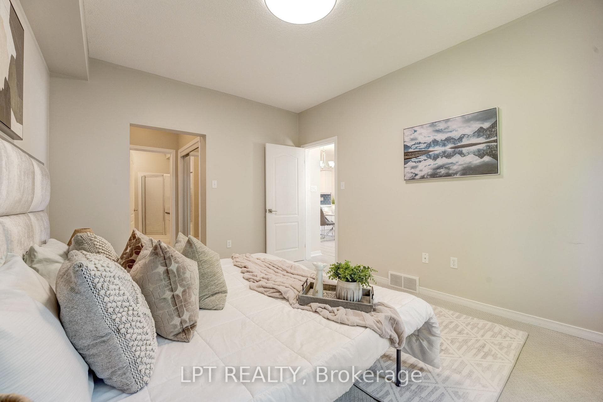 795 Laurelwood Drive Unit 13 photo 22