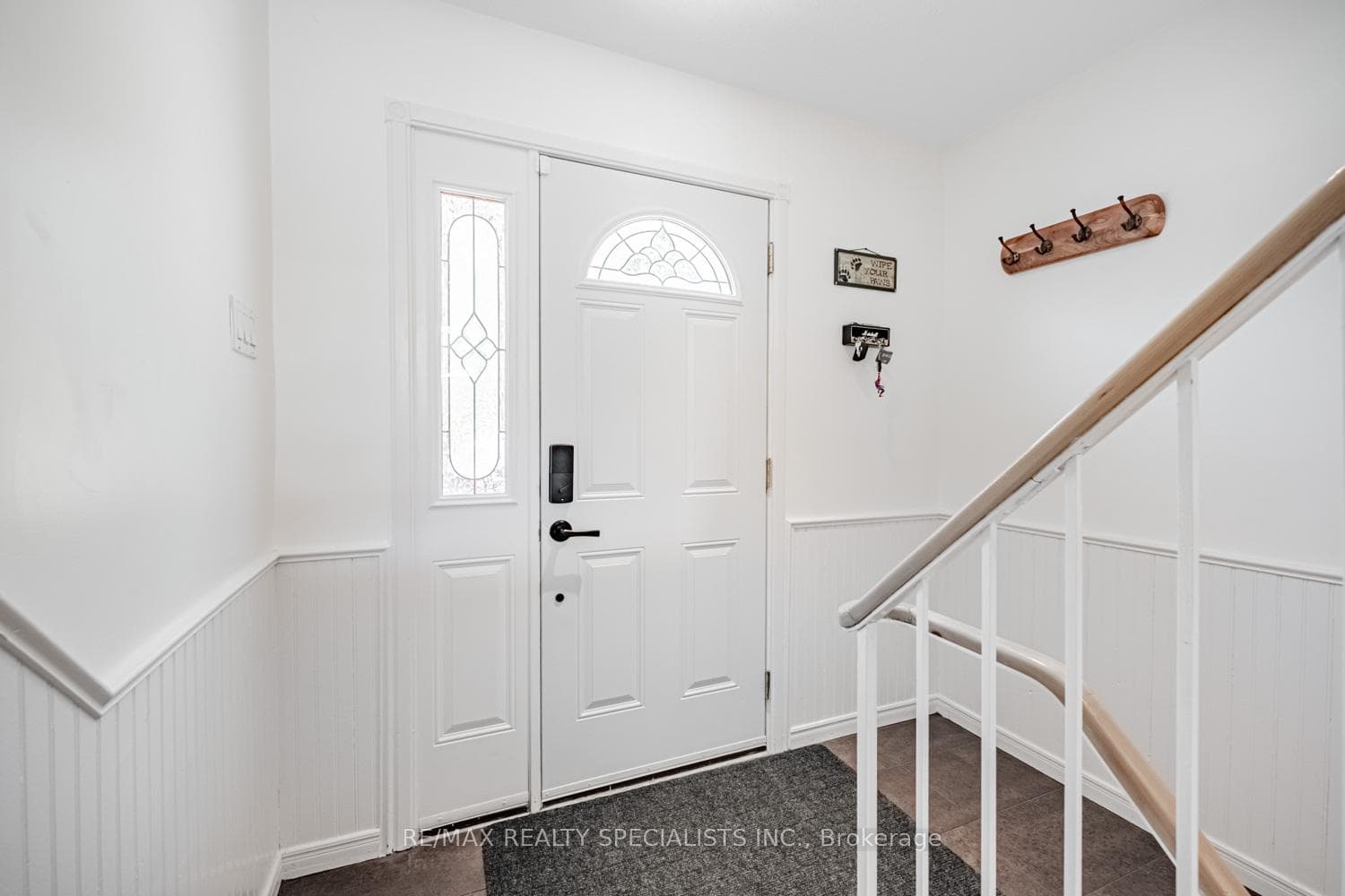 1055 Shawnmarr Road Unit 13 photo 4
