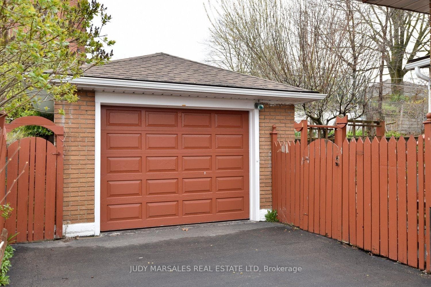 67 Glendee Road photo 32
