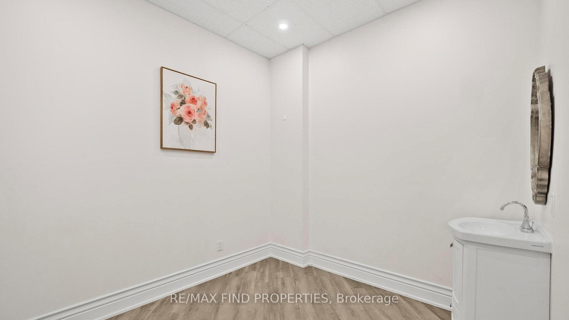 216 Oak Park Boulevard Unit 110 photo 28