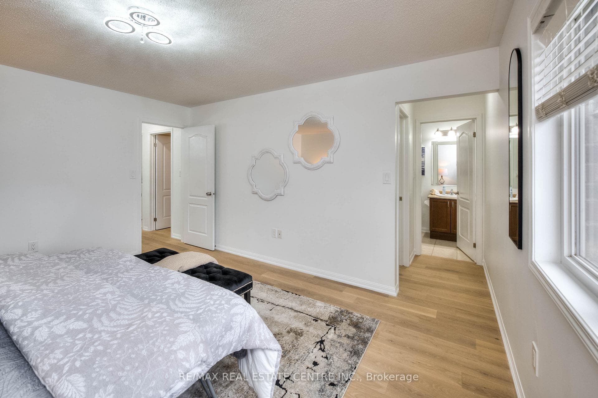 782 Maquire Terrace photo 27