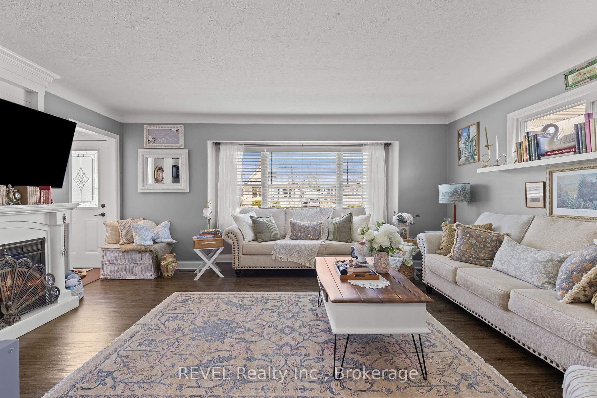 41 Rose Avenue photo 12