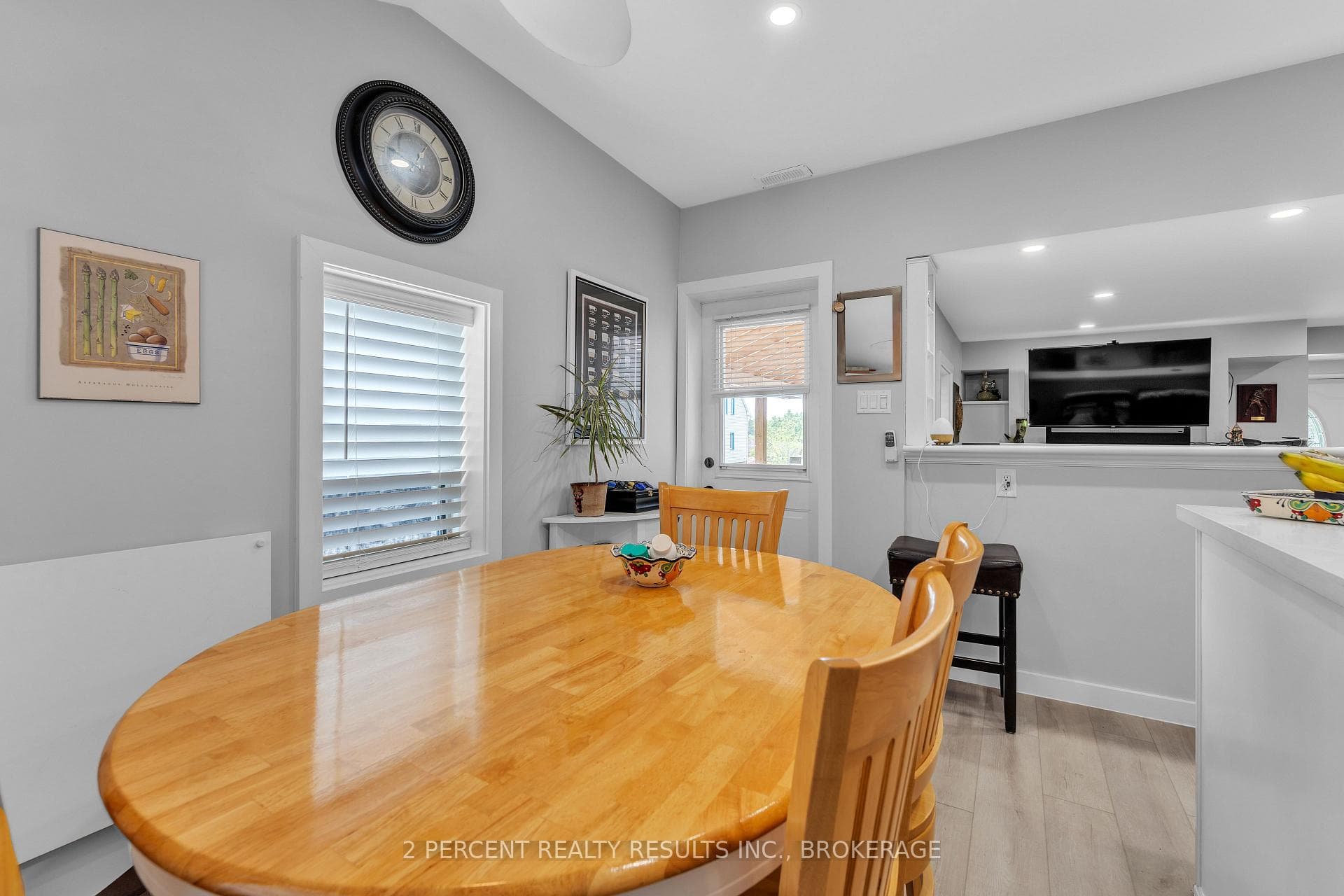 64 Palace Road photo 15