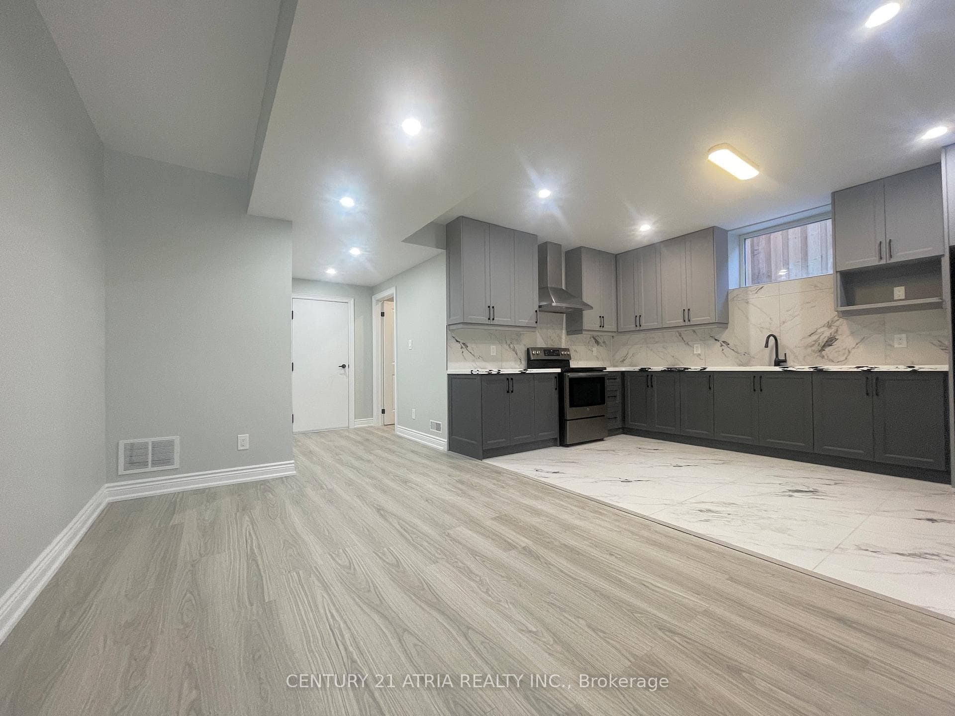30 Milliken Drive Unit Bsmt photo 2