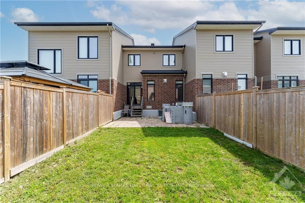 502 STARGAZER Crescent photo 24