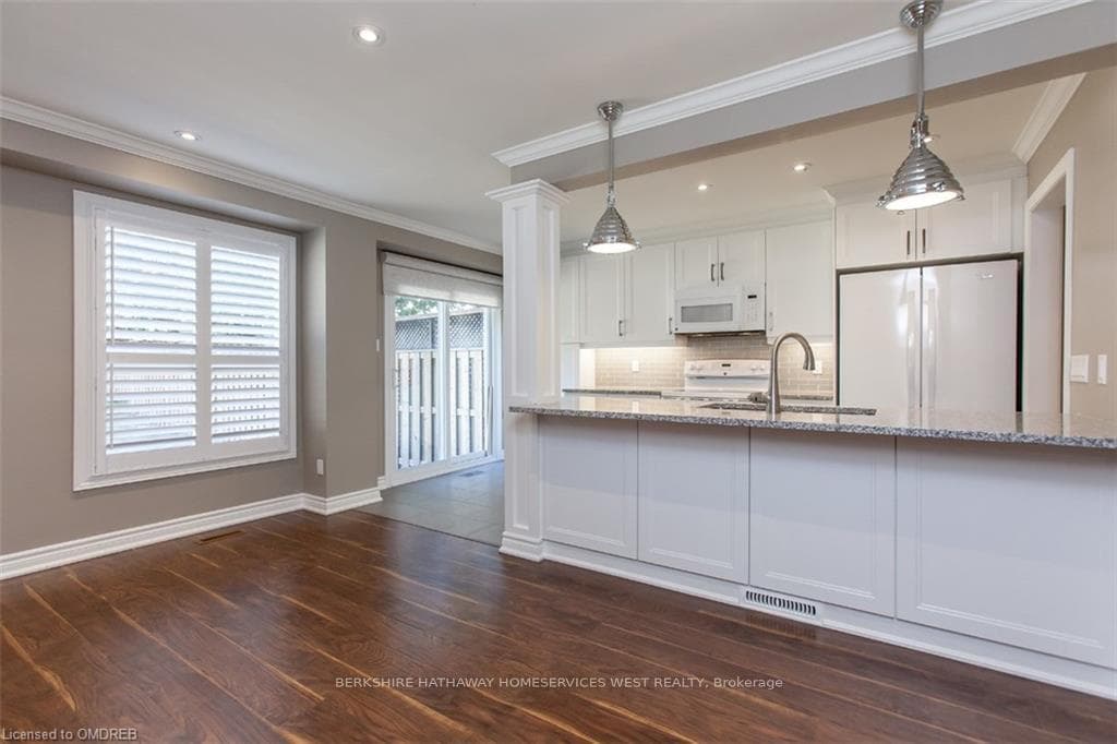 237 Ross Lane photo 7