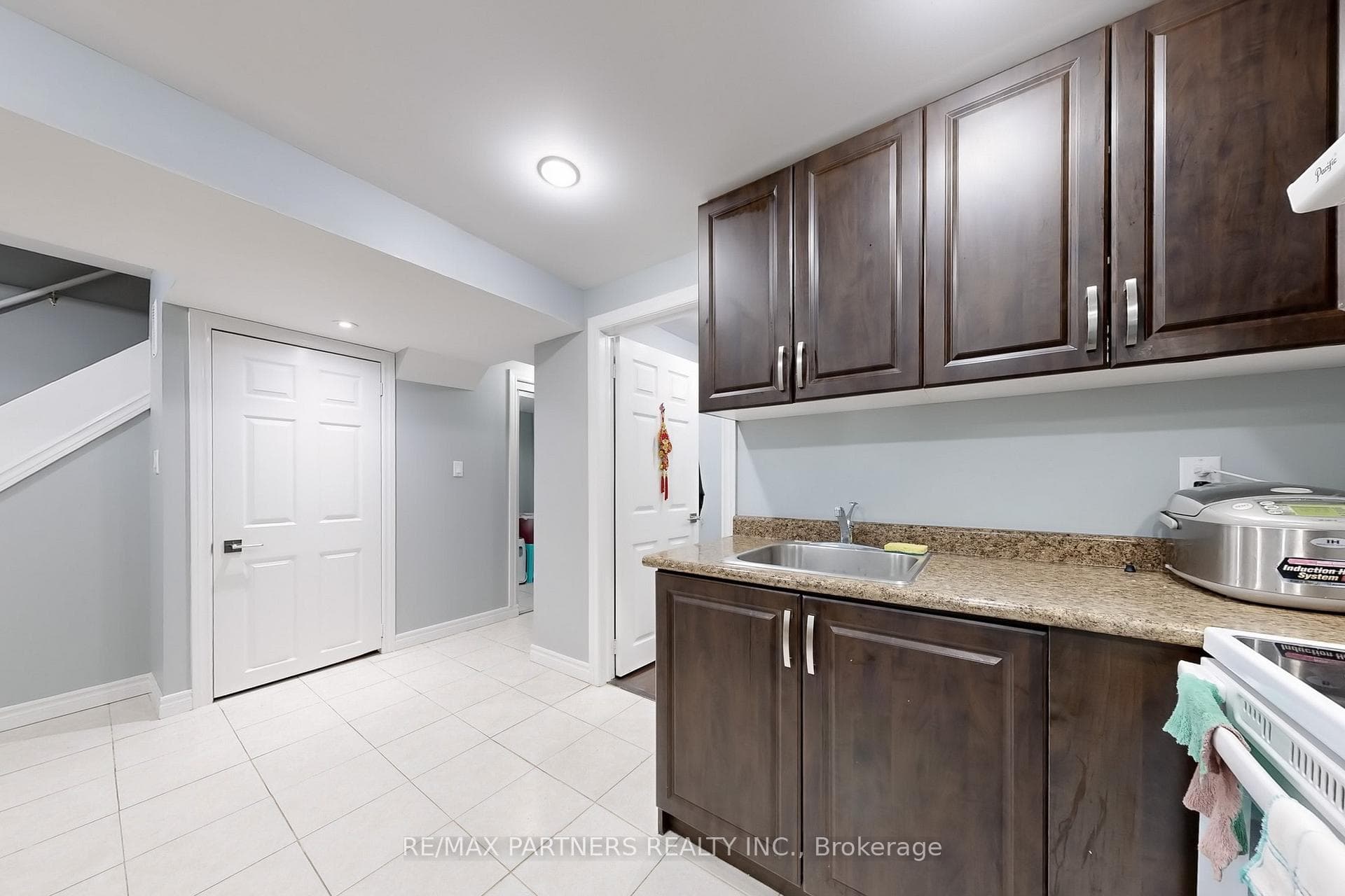 128 Bellrock Drive photo 39