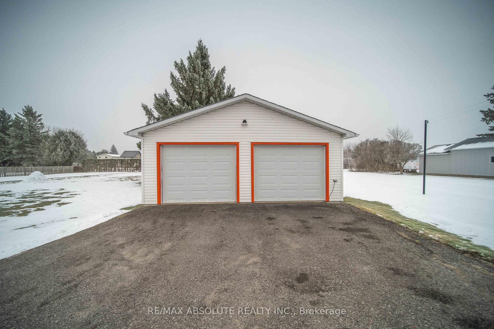 140 Ottawa Street photo 27