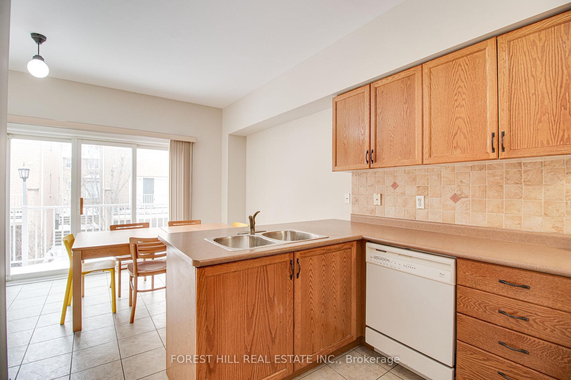 23 Observatory Lane Unit 256 photo 28