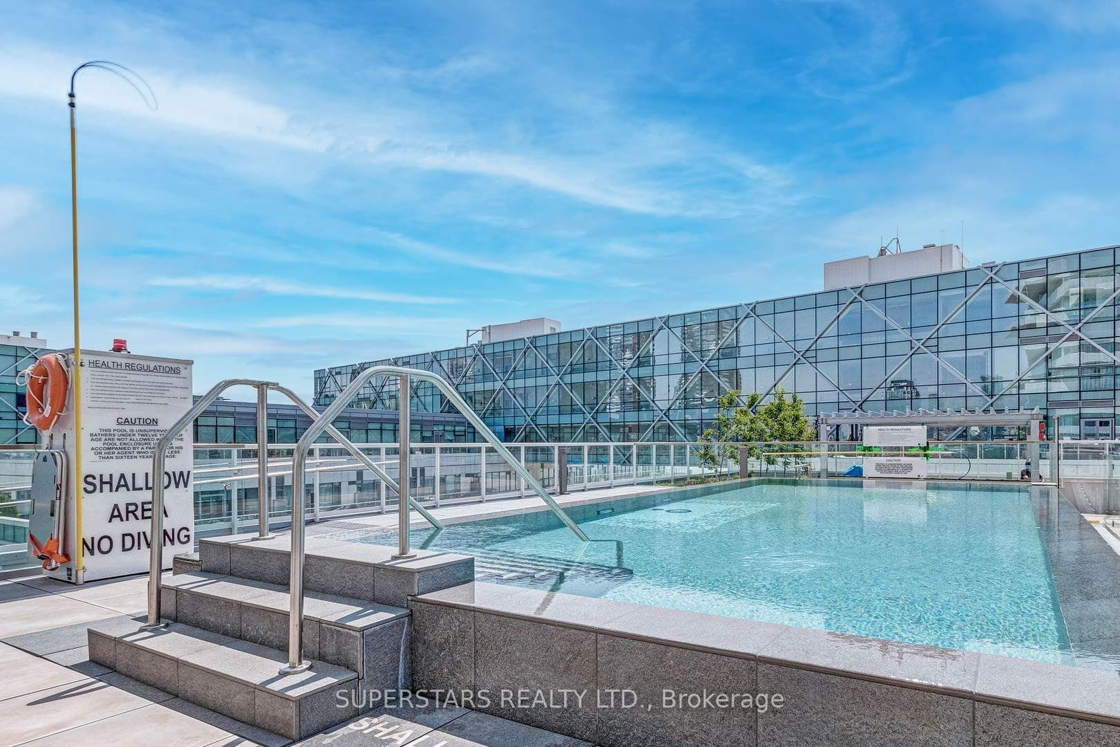 15 Queens Quay Unit 410 photo 12