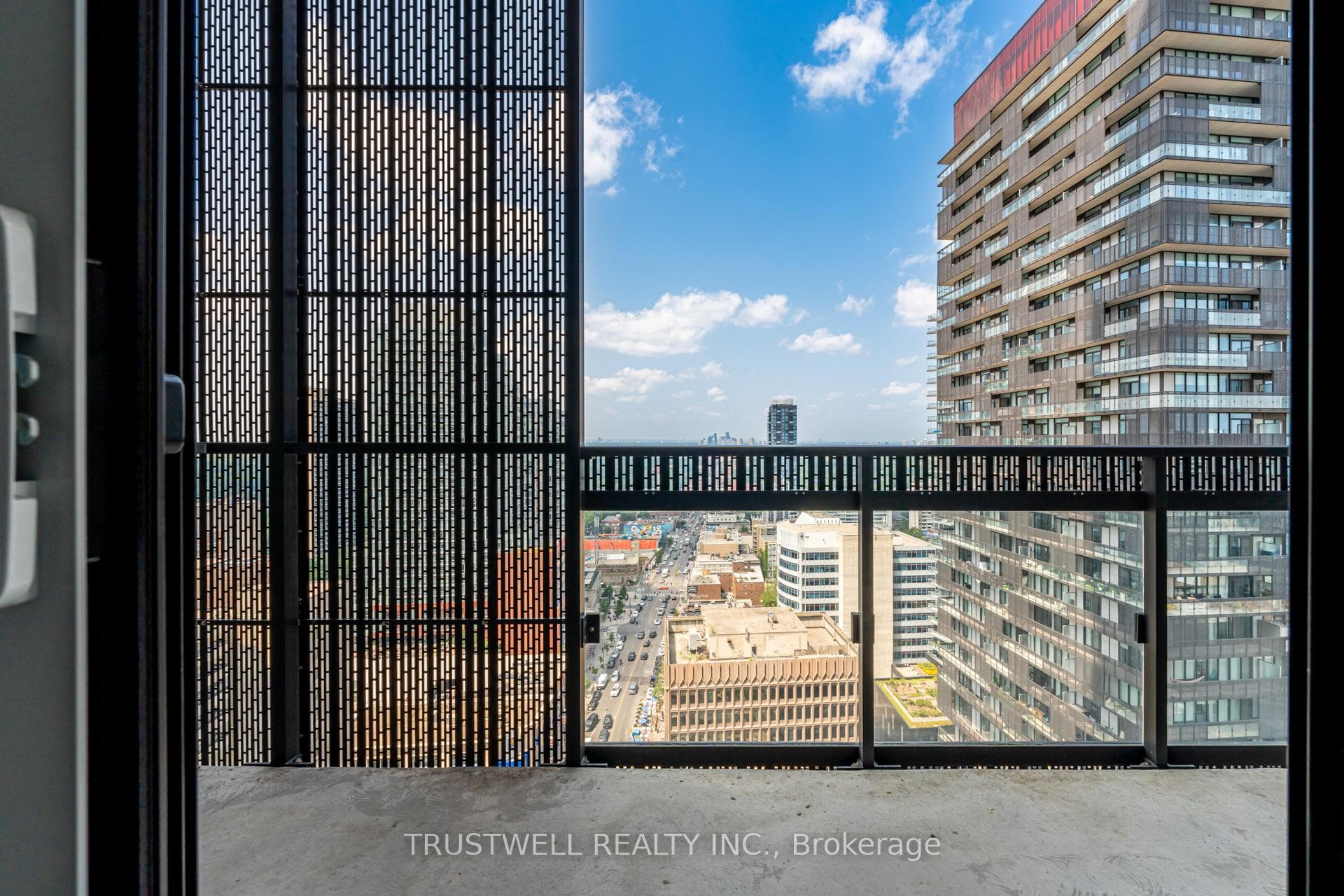 8 Eglinton Avenue Unit 2106 photo 16