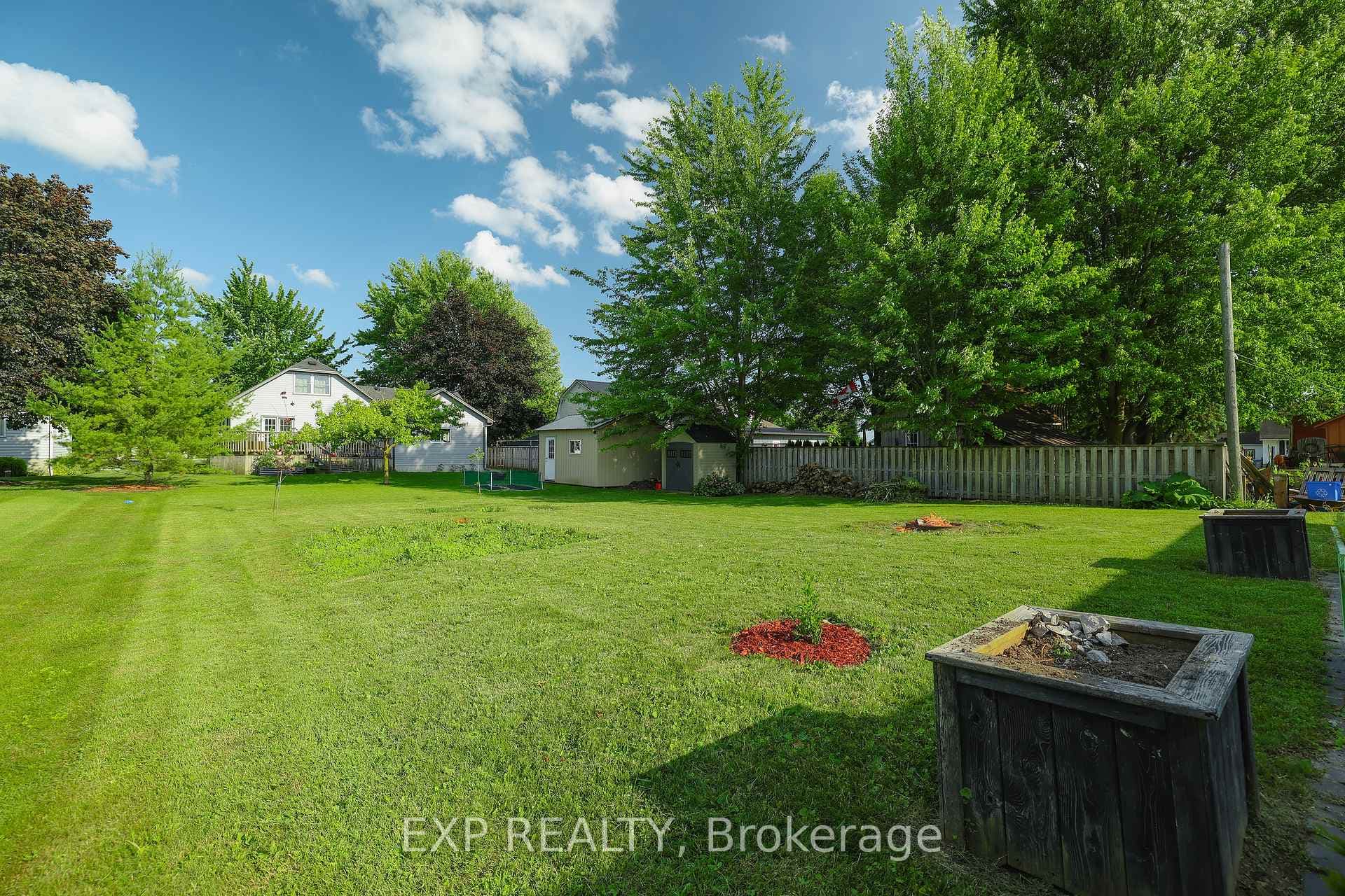 261 King Street photo 33
