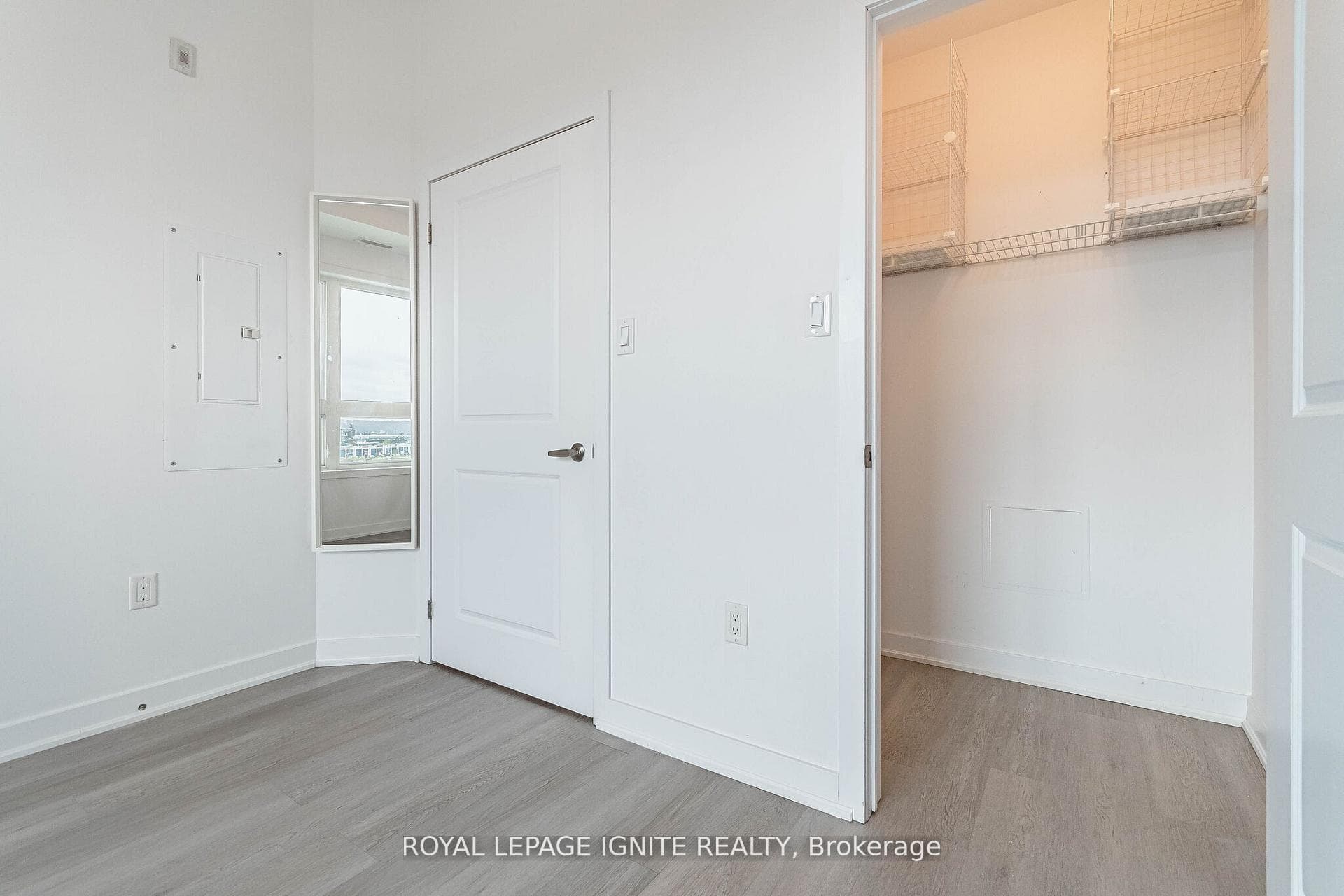 101 Shoreview Place Unit 614 photo 34