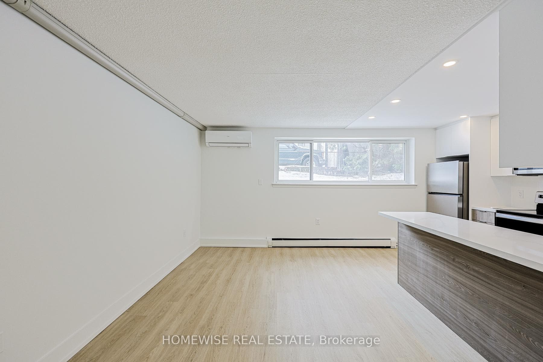 81 Ontario Street Unit 4 photo 6