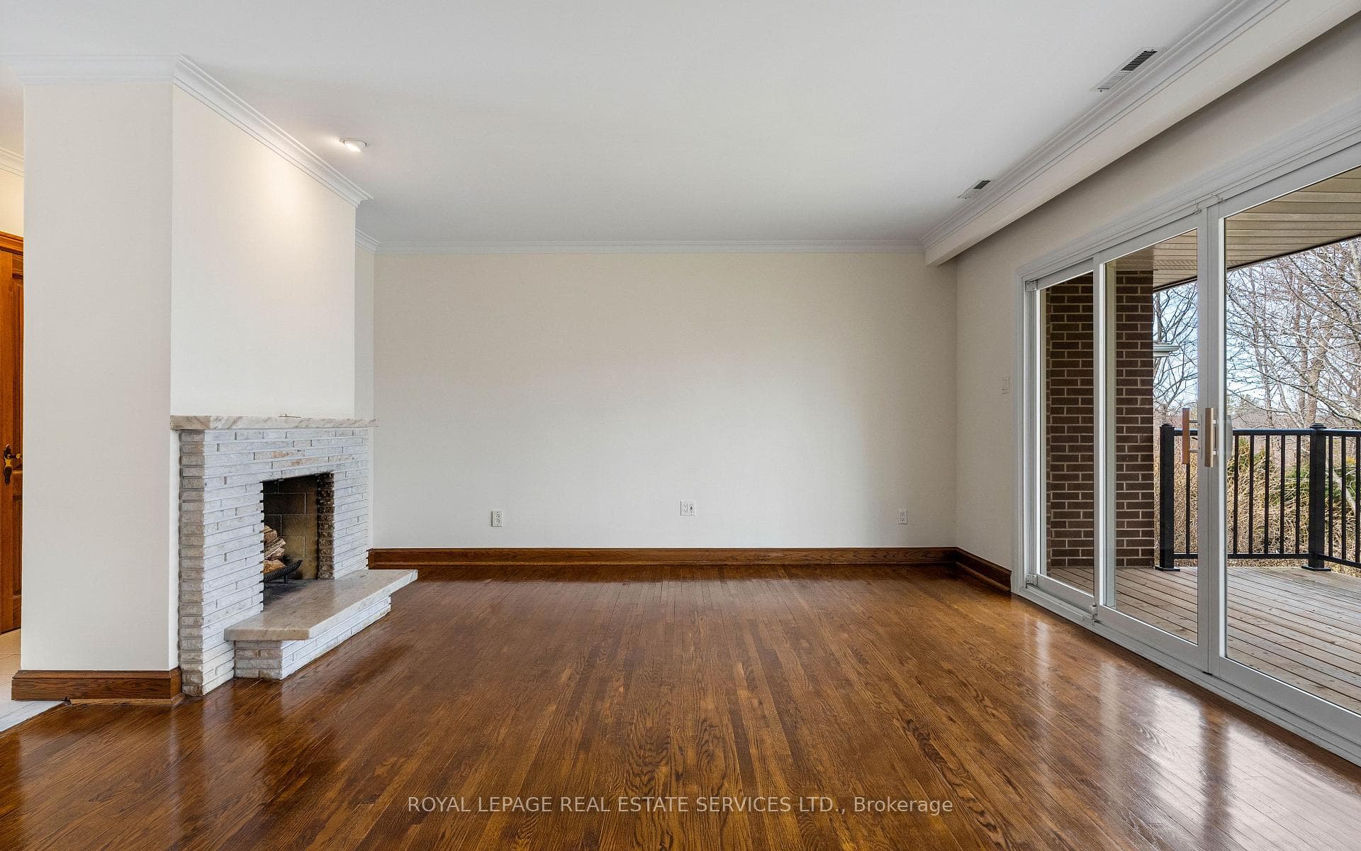 83 Page Avenue photo 11