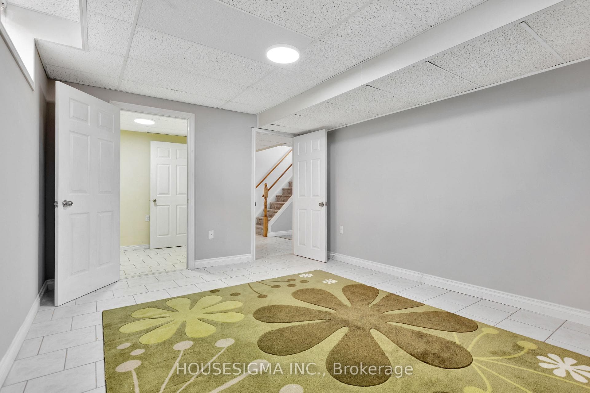 134 Deerpath Drive photo 29