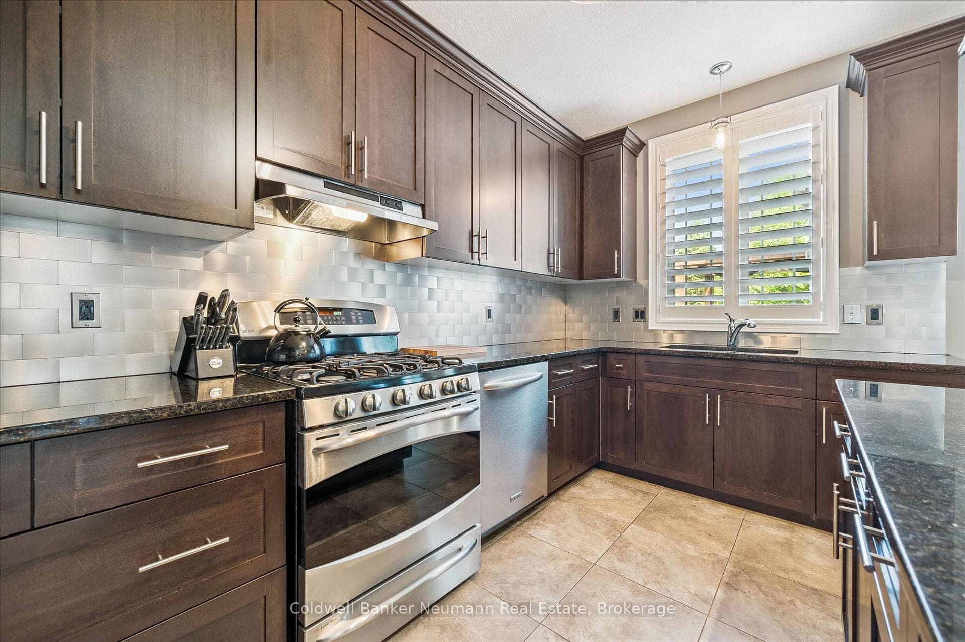 2 Sweeney Drive photo 9