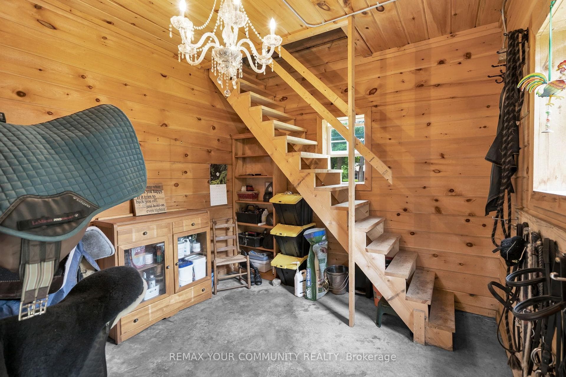 273 Wees Road photo 40