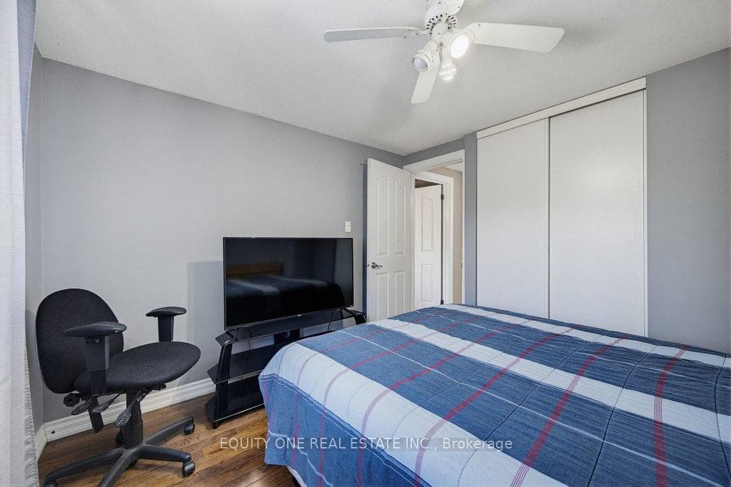 1112 Burgundy Lane photo 22