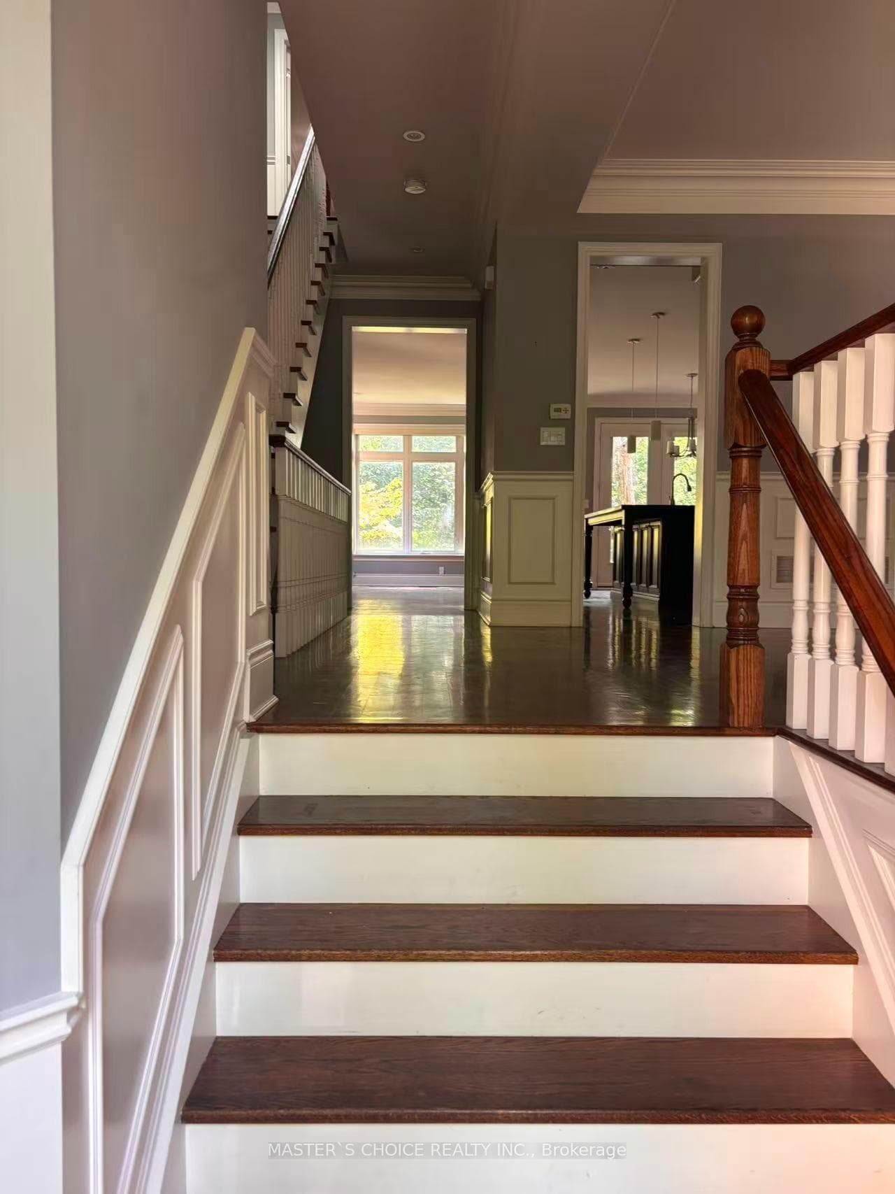 21 Leona Drive photo 19