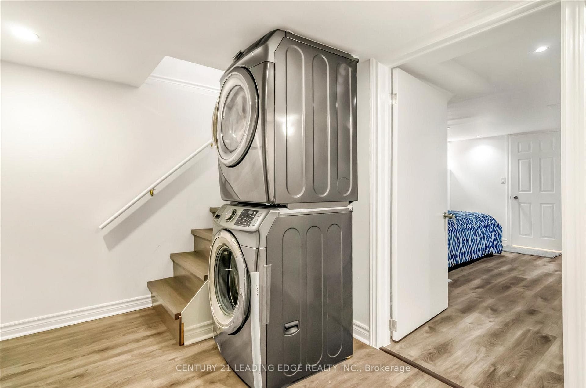 2 Maretta Avenue photo 28