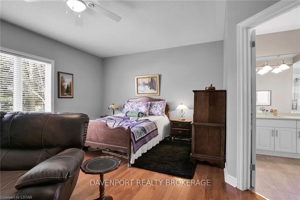 12 PINEBROOK Court photo 25