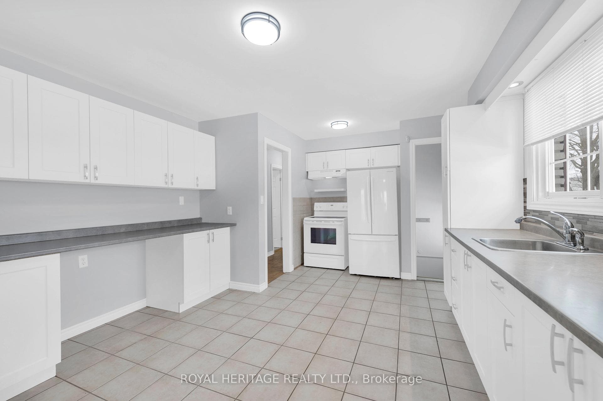 24 North Murray Street photo 7