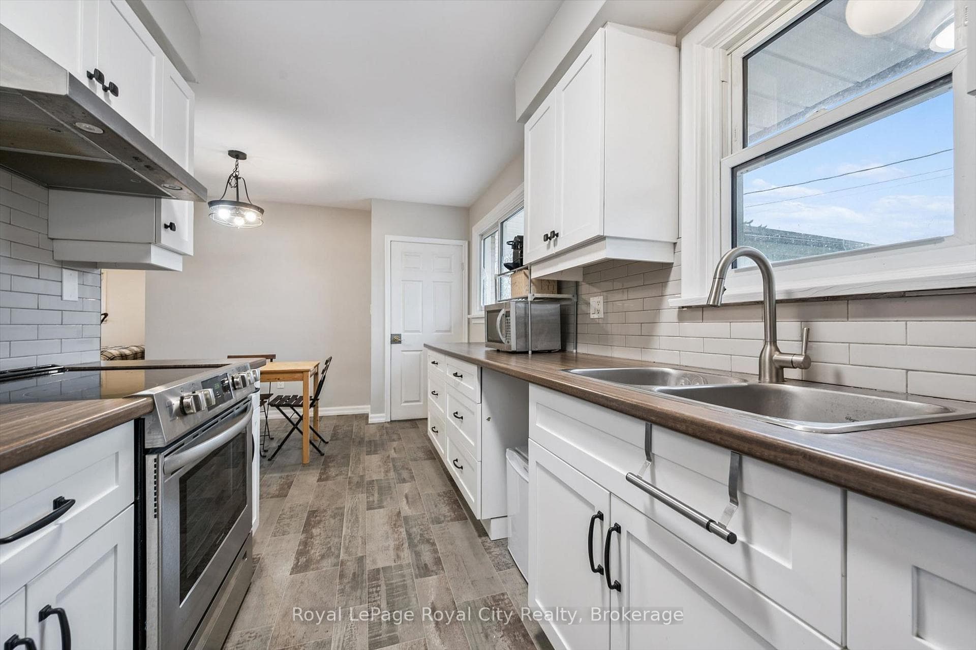 12 Delmar Boulevard photo 7