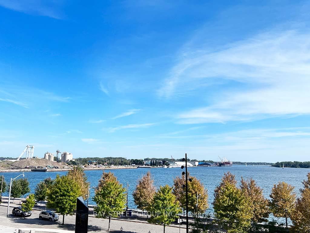 1 Edgewater Drive Unit 319 photo 16