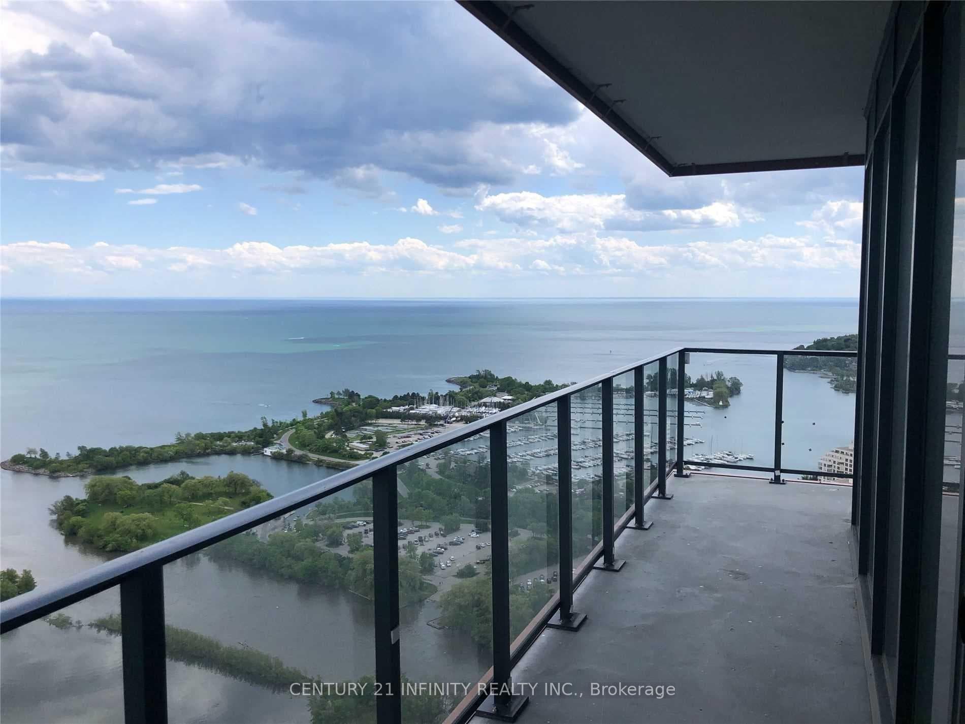 30 Shore Breeze Drive Unit 1516 photo 3