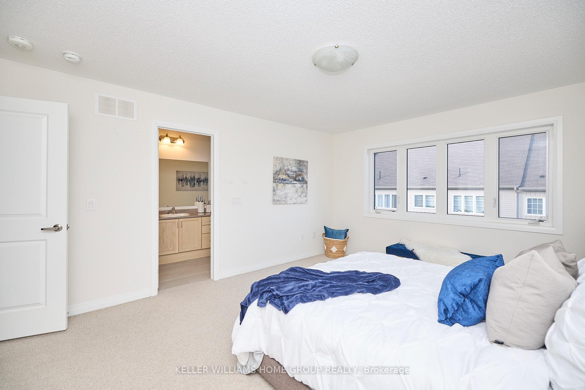 4072 Canby Street photo 24
