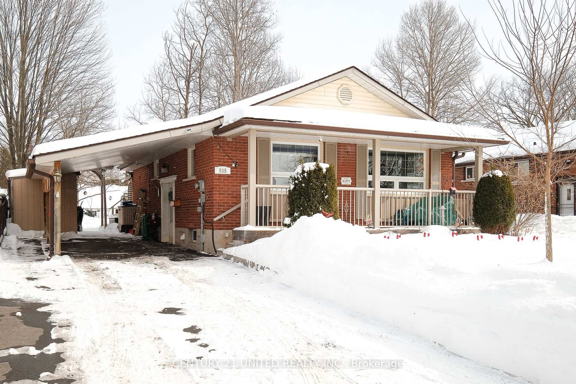 535 Garside Drive photo 1