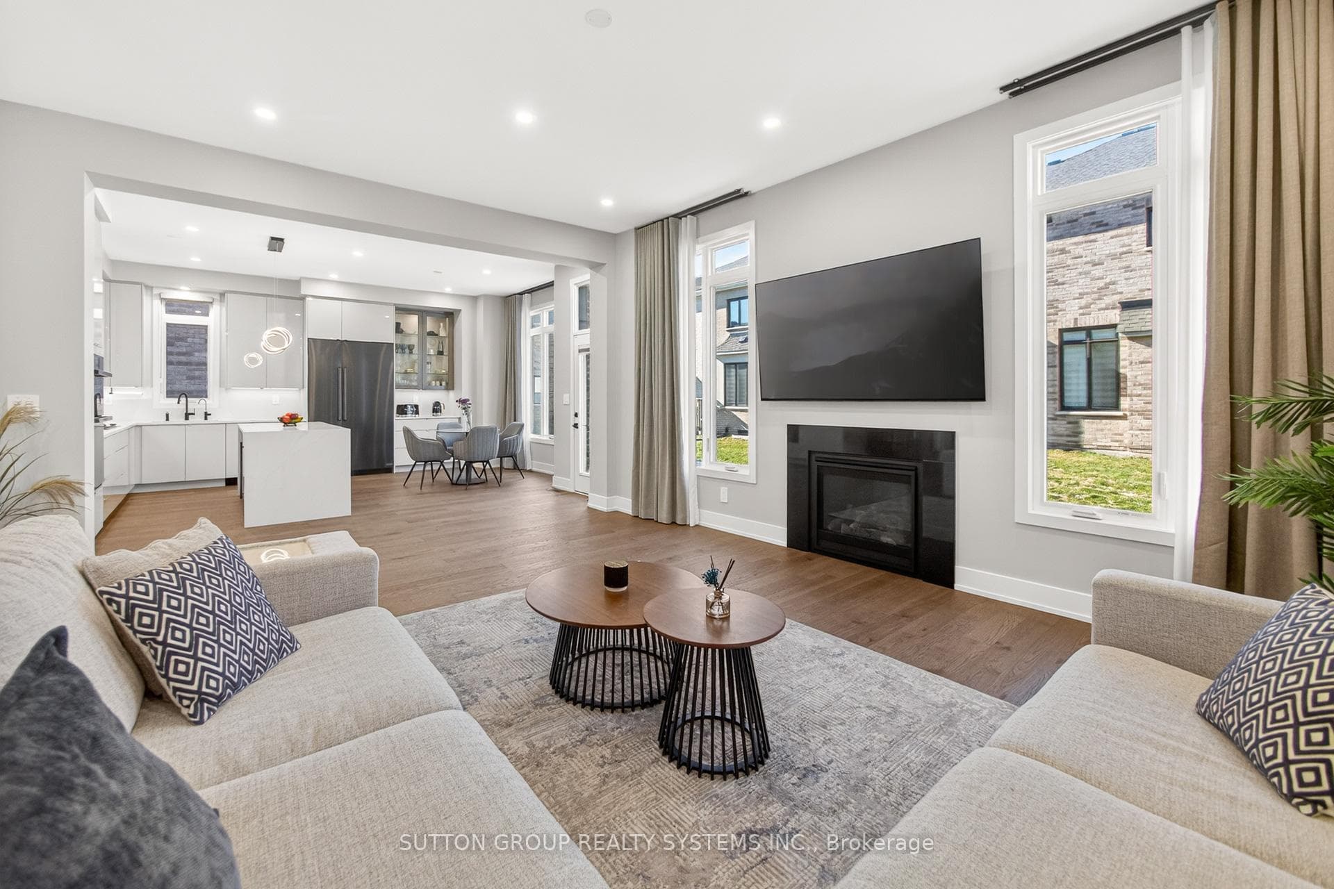 1530 Buttercup Court photo 15