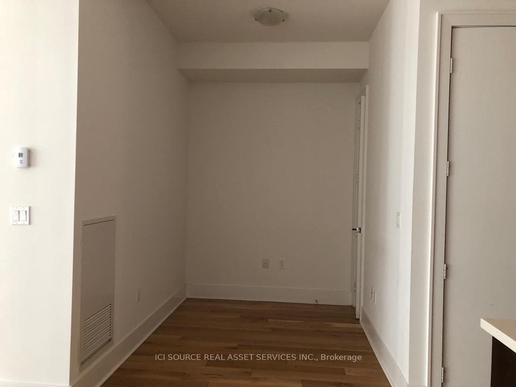 29 Queens Quay Unit 710 photo 8