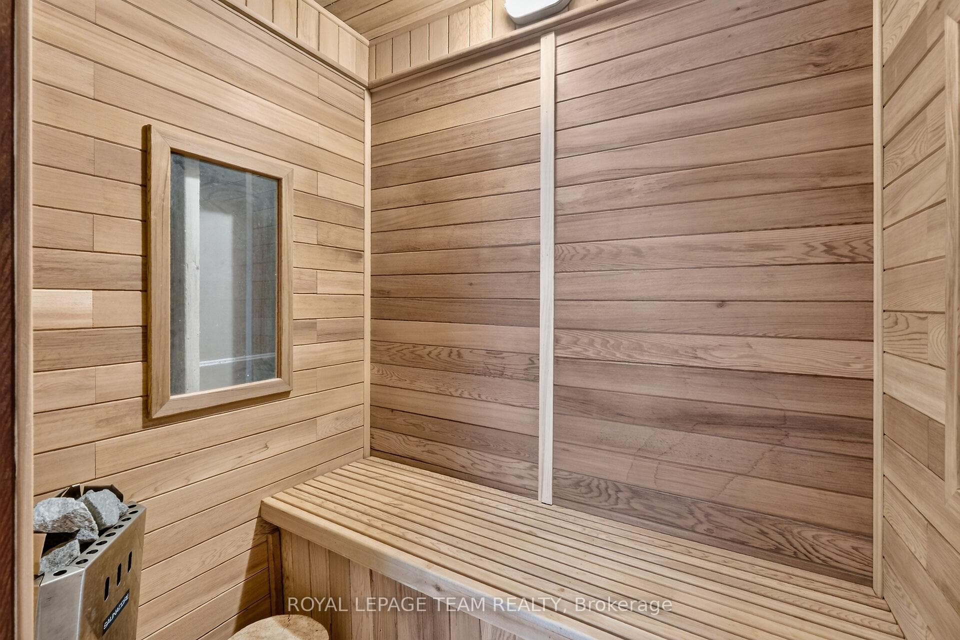 102 A Mcvicar Lane photo 23