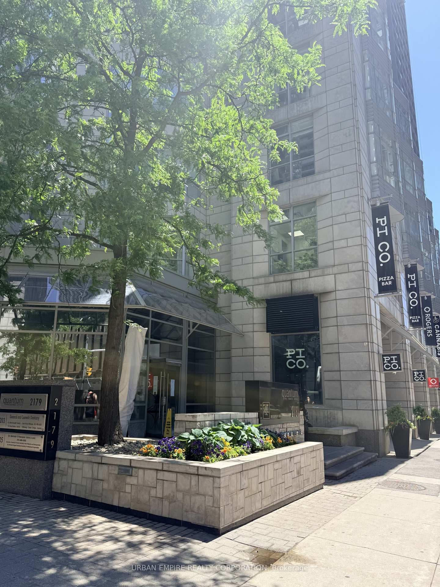 2191 Yonge Street Unit 1208 photo 36