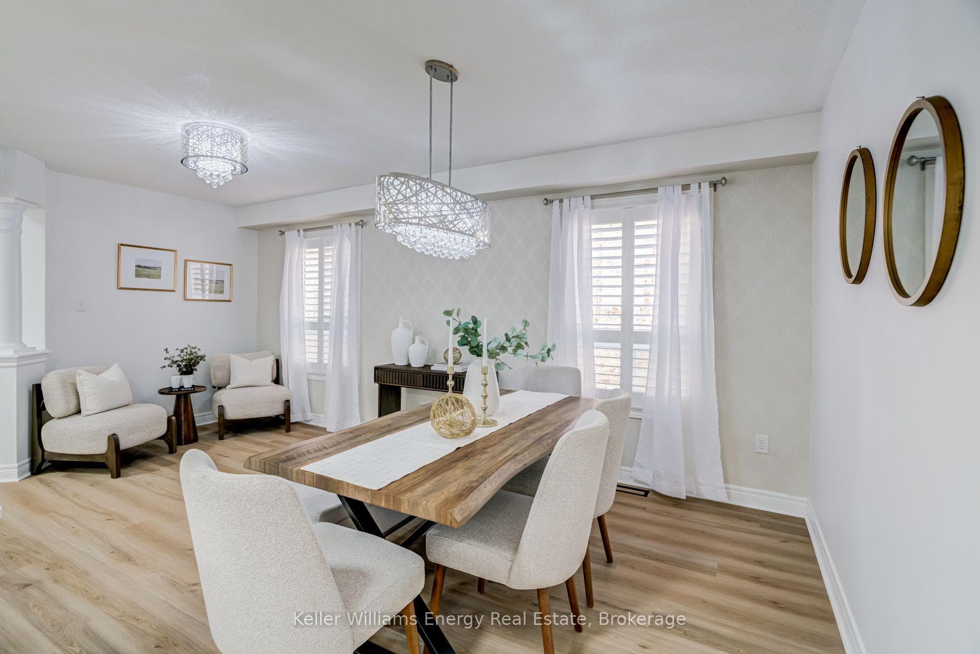 1342 Harlstone Crescent photo 11