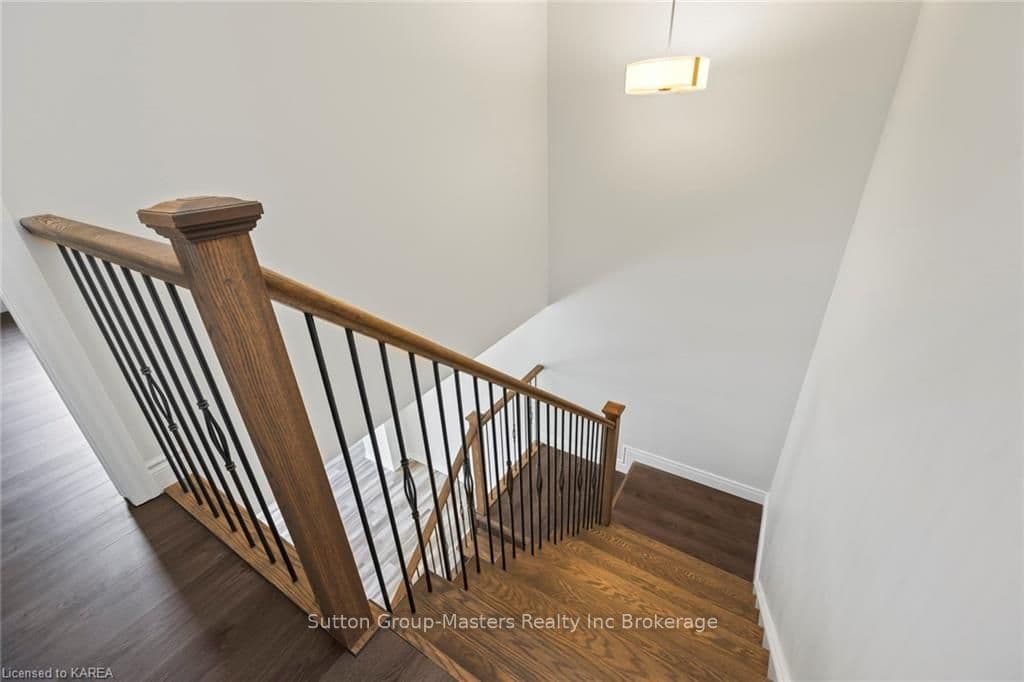 894 RIVERVIEW WAY N/A photo 8